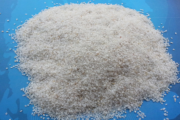 Quartz sand